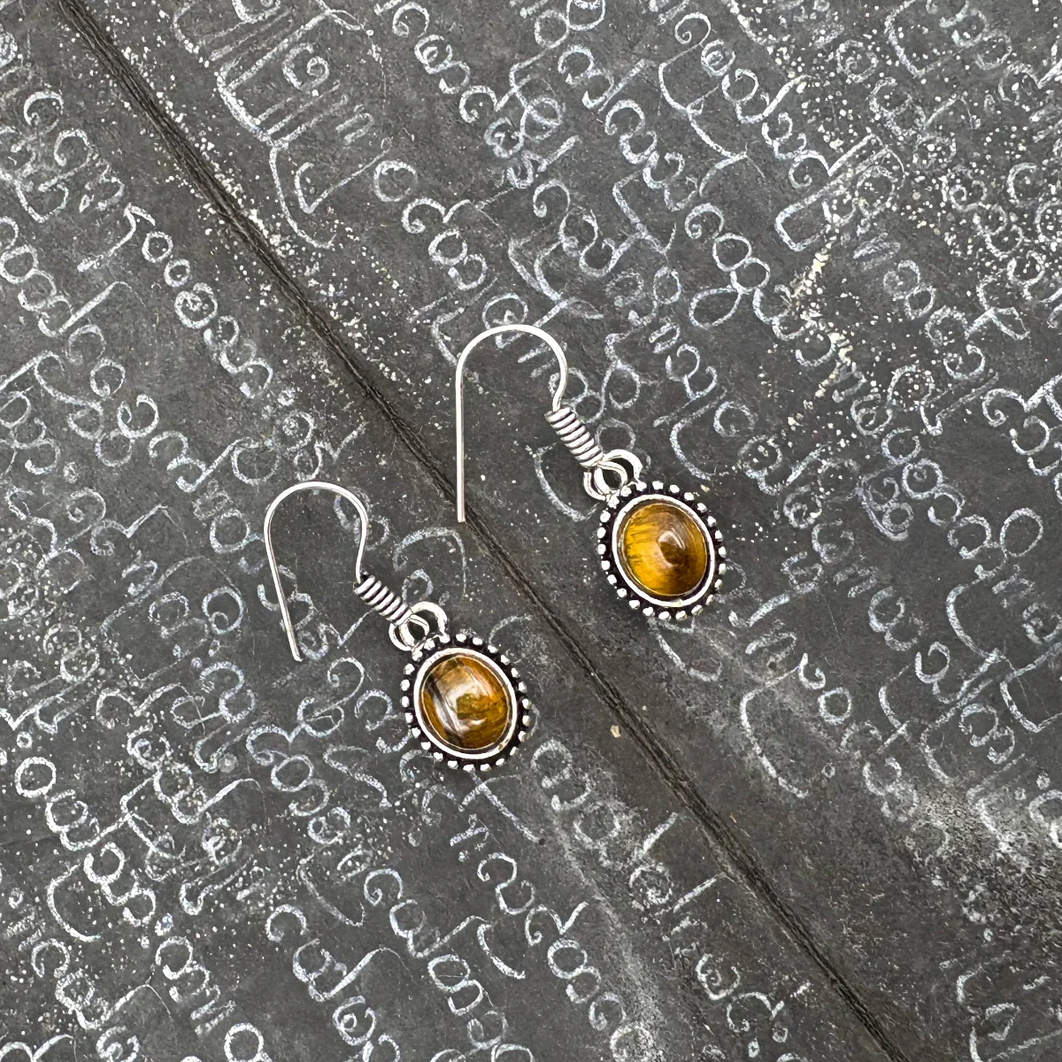 Tiger's Eye Oval Dots White Brass Earrings - Image 10