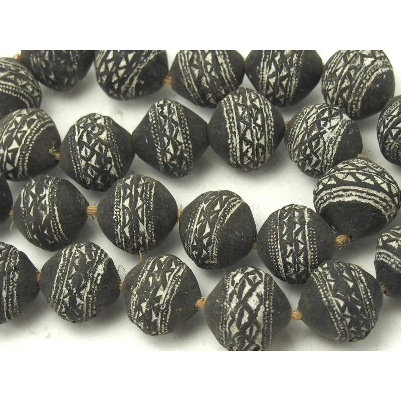 Tiv Spindle Whorls - Image 3