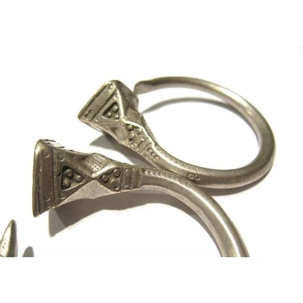 Tuareg 19th C. Silver Earrings - Image 14