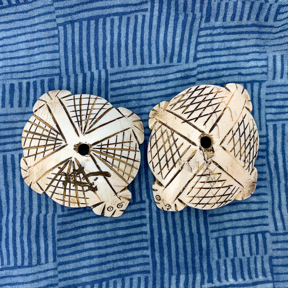 Turtle Sacred Shank Heirloom Large Button Beads - Image 2