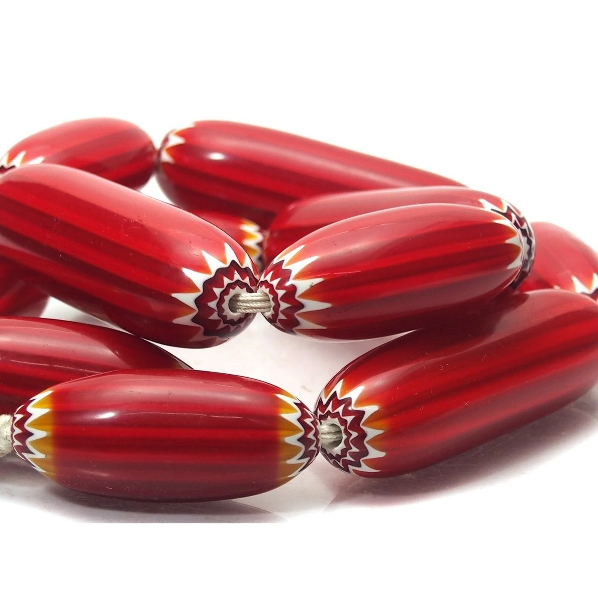 Venetian XL Six Layer Rare Red Chevrons Ca. 1900 in MINT CONDITION Strand / Necklace - Image 5