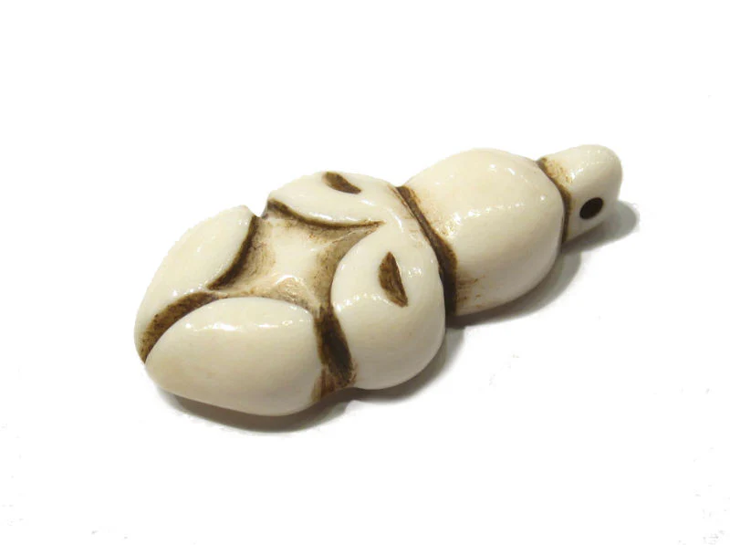 "Venus of Willendorf" Goddess Hand Carved Bone Pendant - Image 2