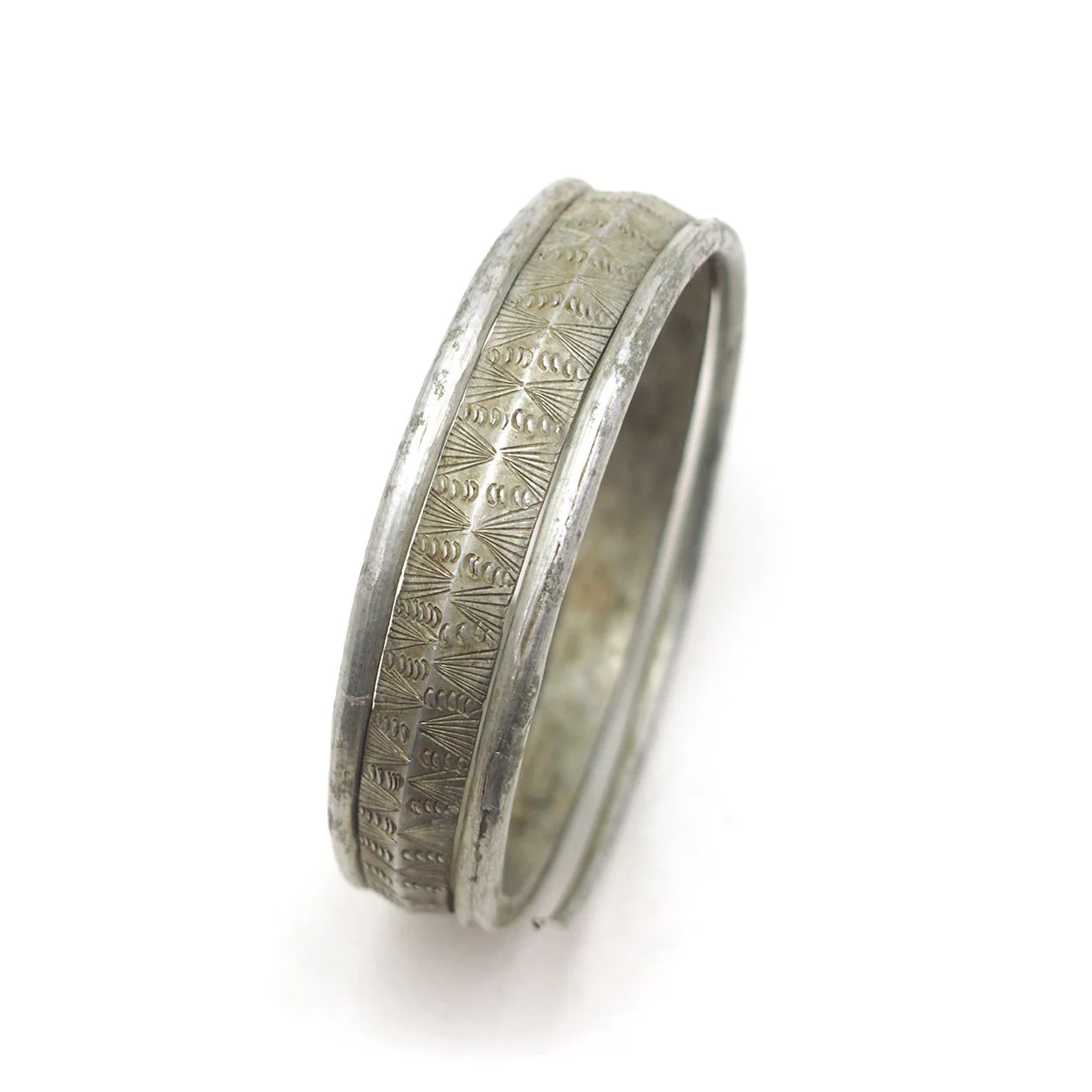 Vintage Hmong Aluminum Bracelet - Image 3