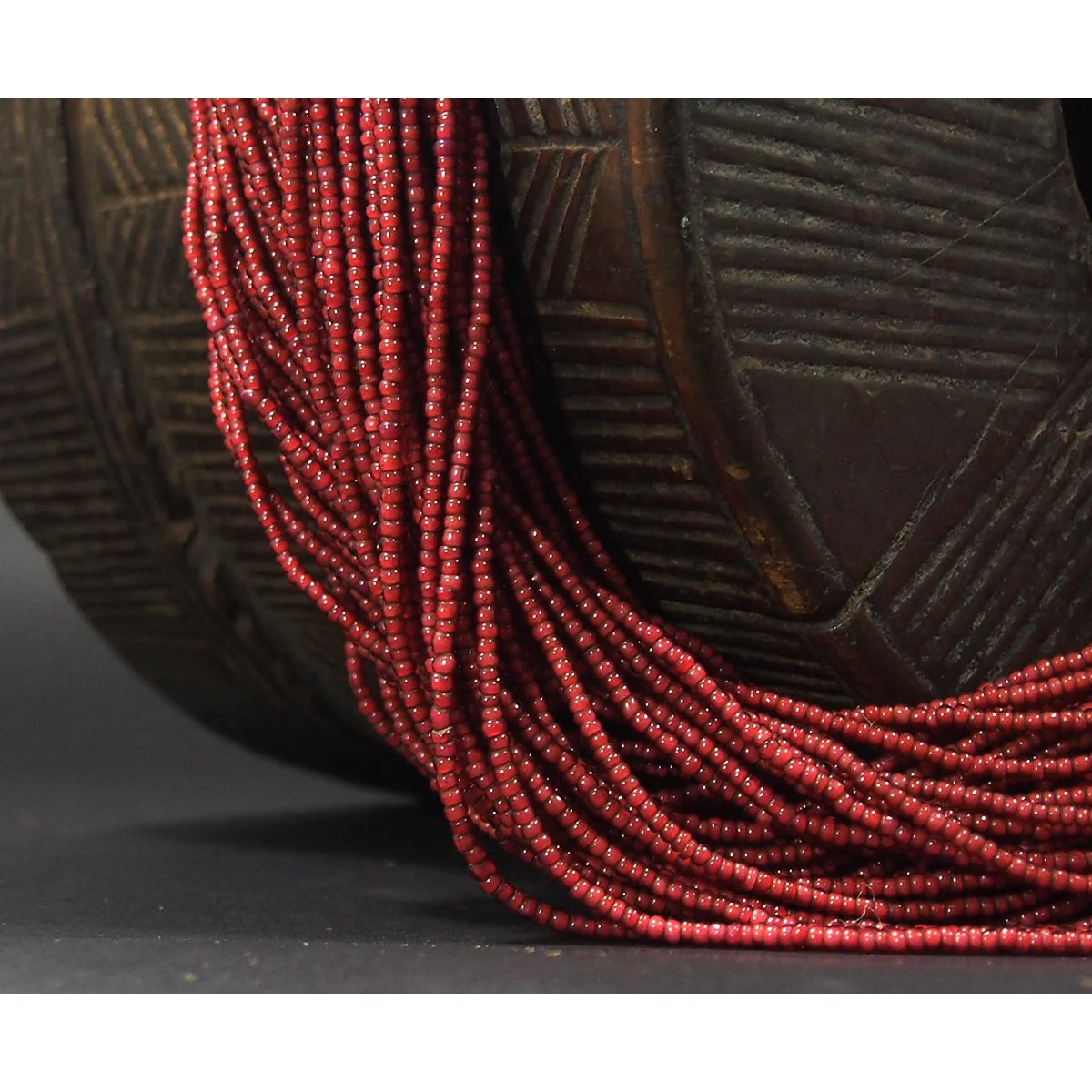 White Heart Tamba Bead Necklace - Image 4