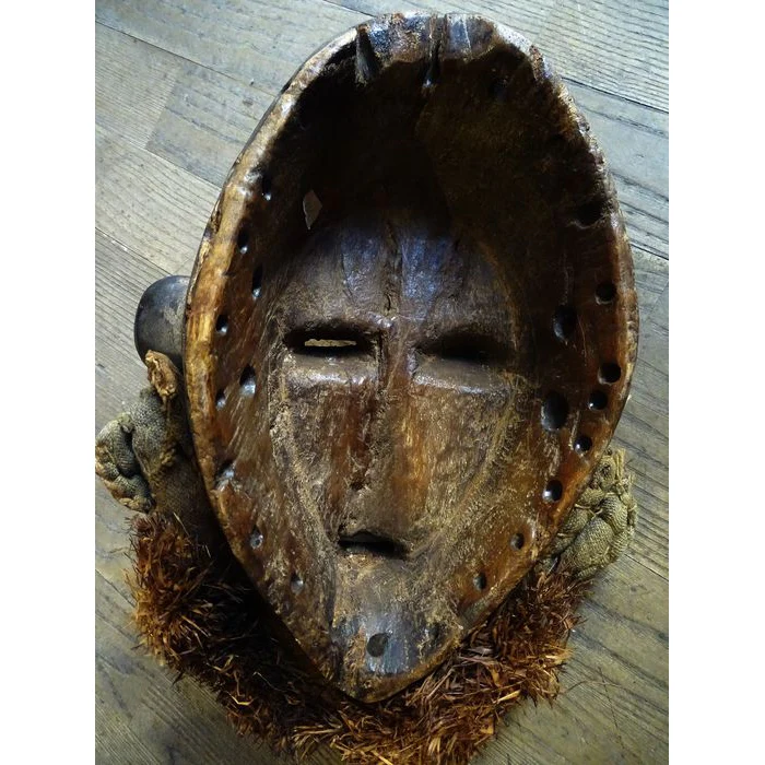 Dan / Wobé Gebande Beggar Mask, Côte d'Ivoire #138 - Image 8
