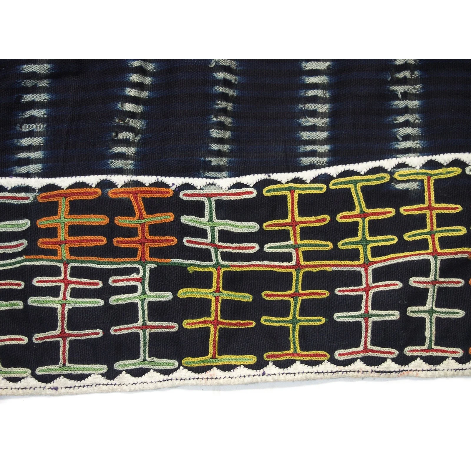 Wodaabe Ceremonial Cloth Wrap - Image 3
