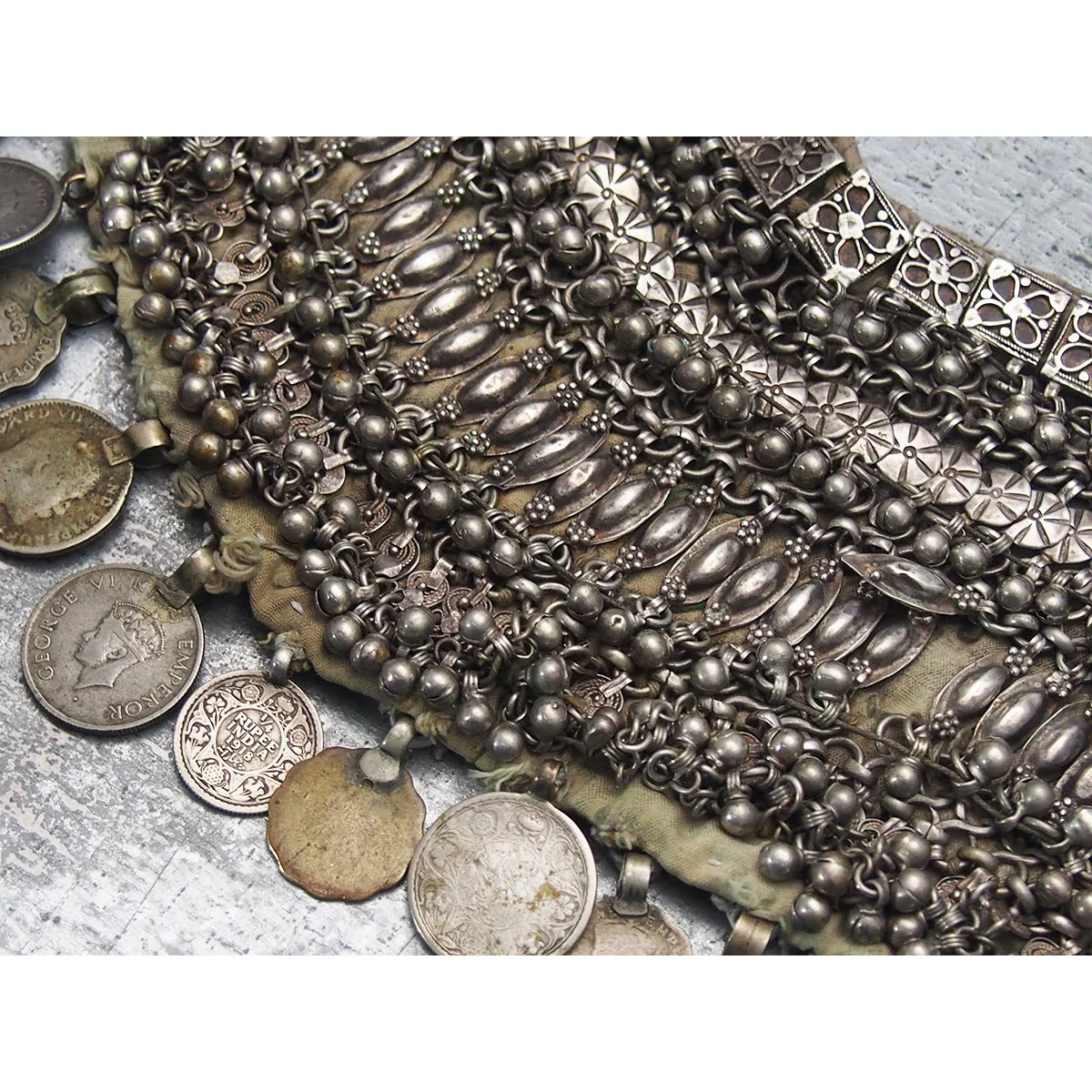 Yemeni Women's Veil/ Dowry Necklace with Old Coins - Image 6
