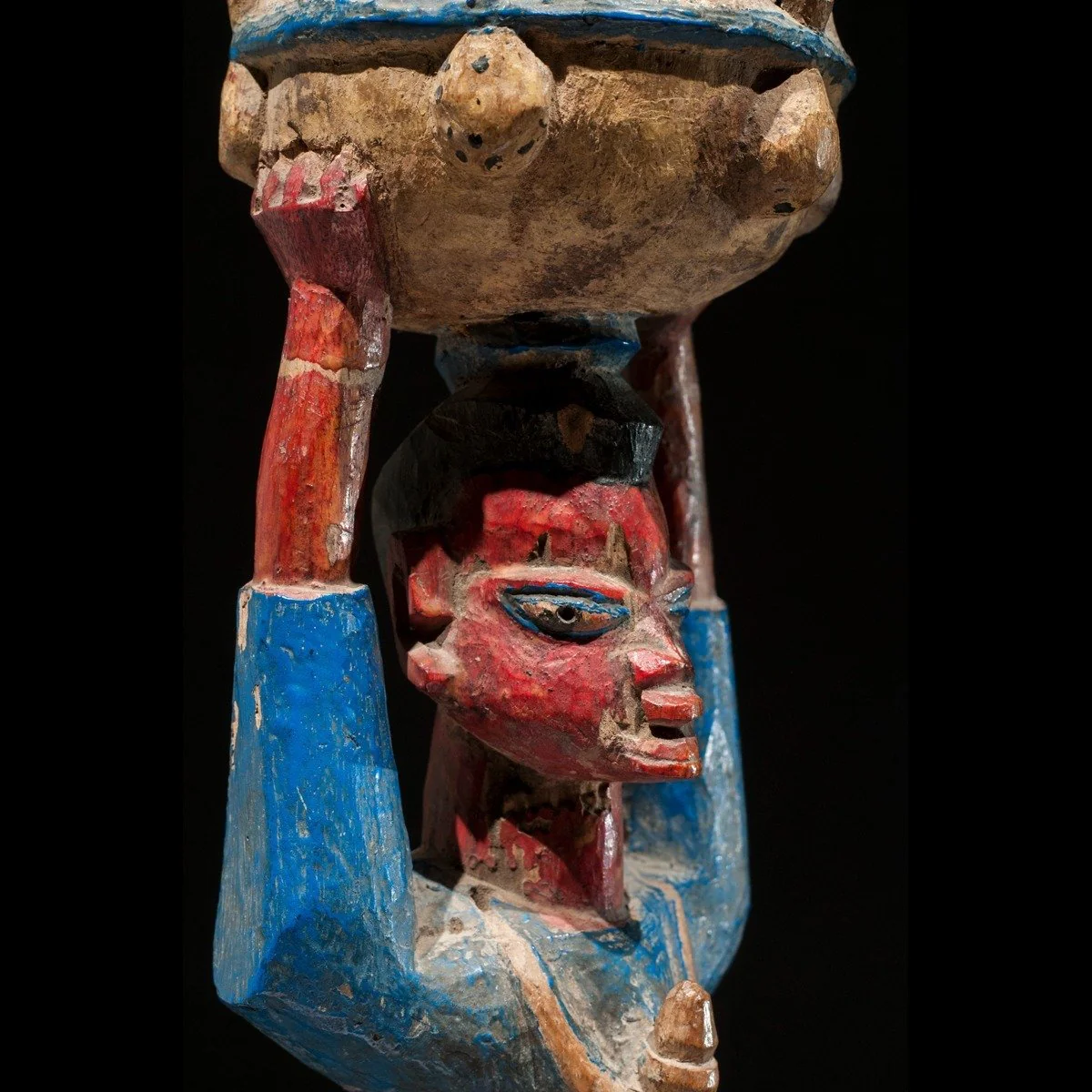 Yoruba Porteur de Coupe Statue, Benin / Nigeria - Image 7